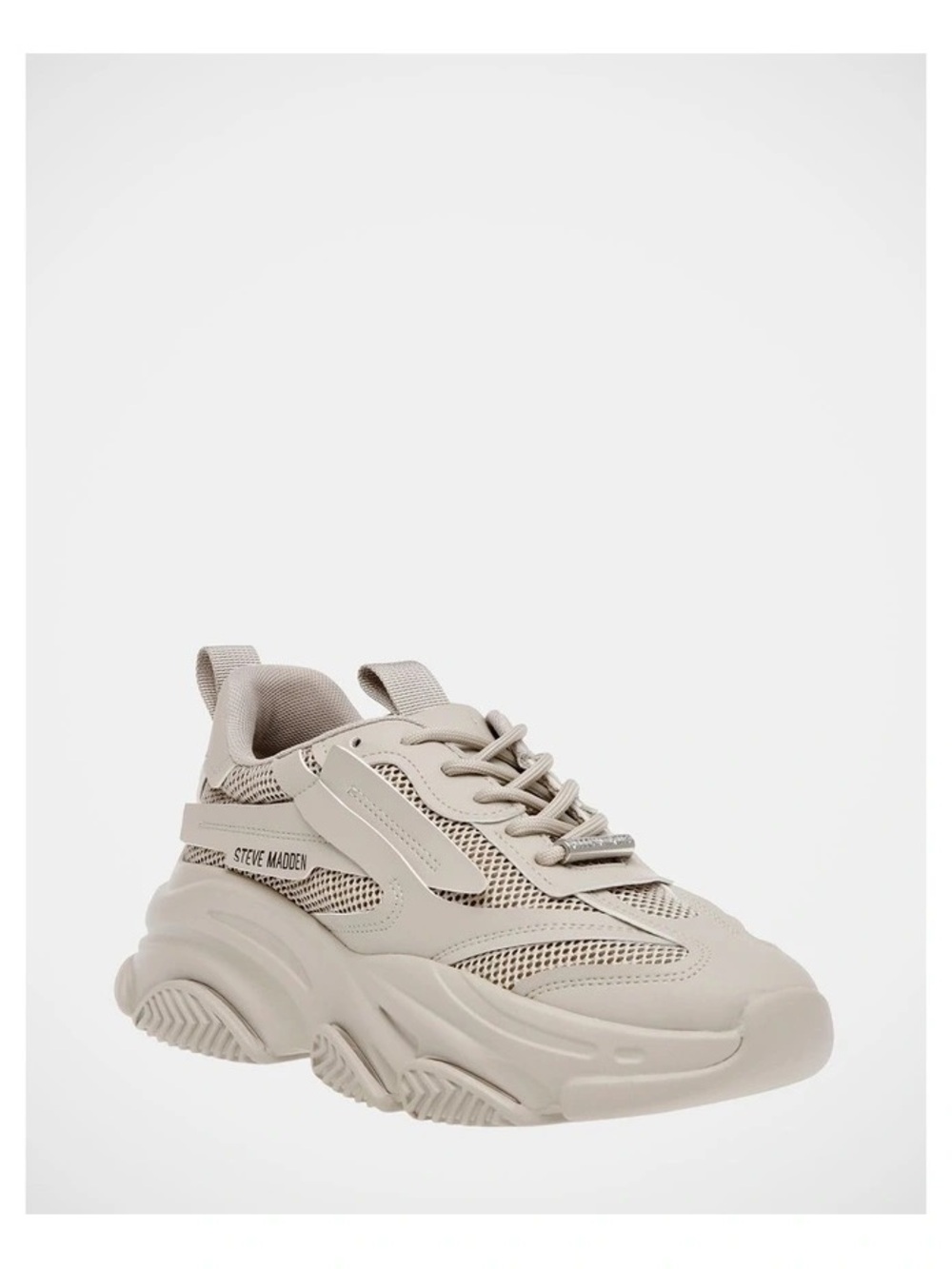 Steve Madden Trendy Women's Chunky Platform Sneaker in White size 9